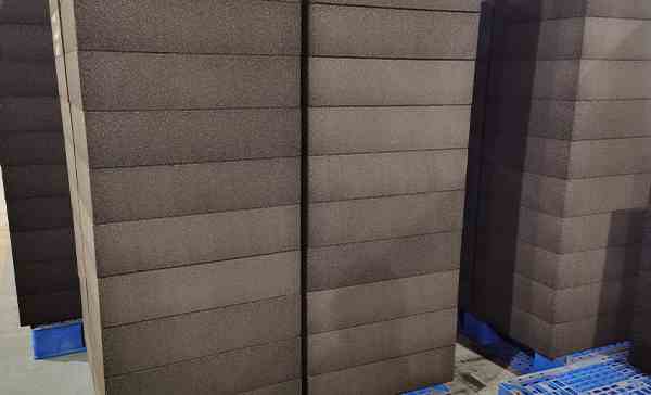 屋面泡沫玻璃保溫板